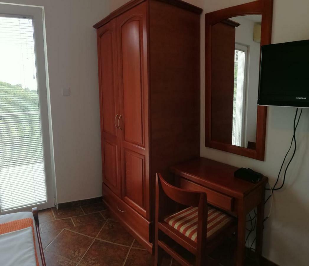 Apartments Mitrovic Podlicak Sveti Stefan Kültér fotó