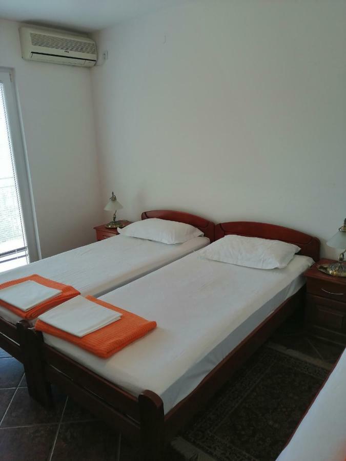 Apartments Mitrovic Podlicak Sveti Stefan Kültér fotó