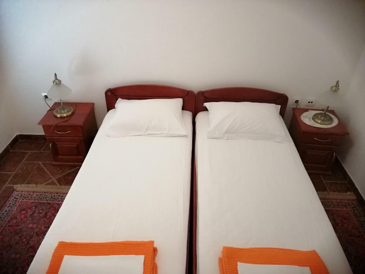 Apartments Mitrovic Podlicak Sveti Stefan Kültér fotó