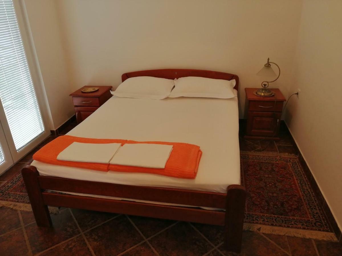 Apartments Mitrovic Podlicak Sveti Stefan Kültér fotó
