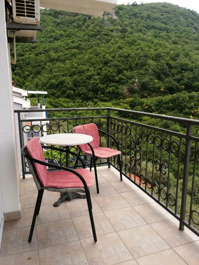 Apartments Mitrovic Podlicak Sveti Stefan Kültér fotó